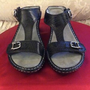 Like new Alegria wedges